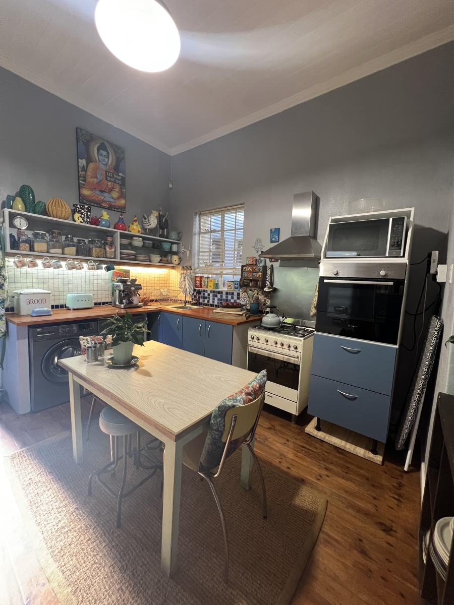 To Let 4 Bedroom Property for Rent in Strand Central Western Cape